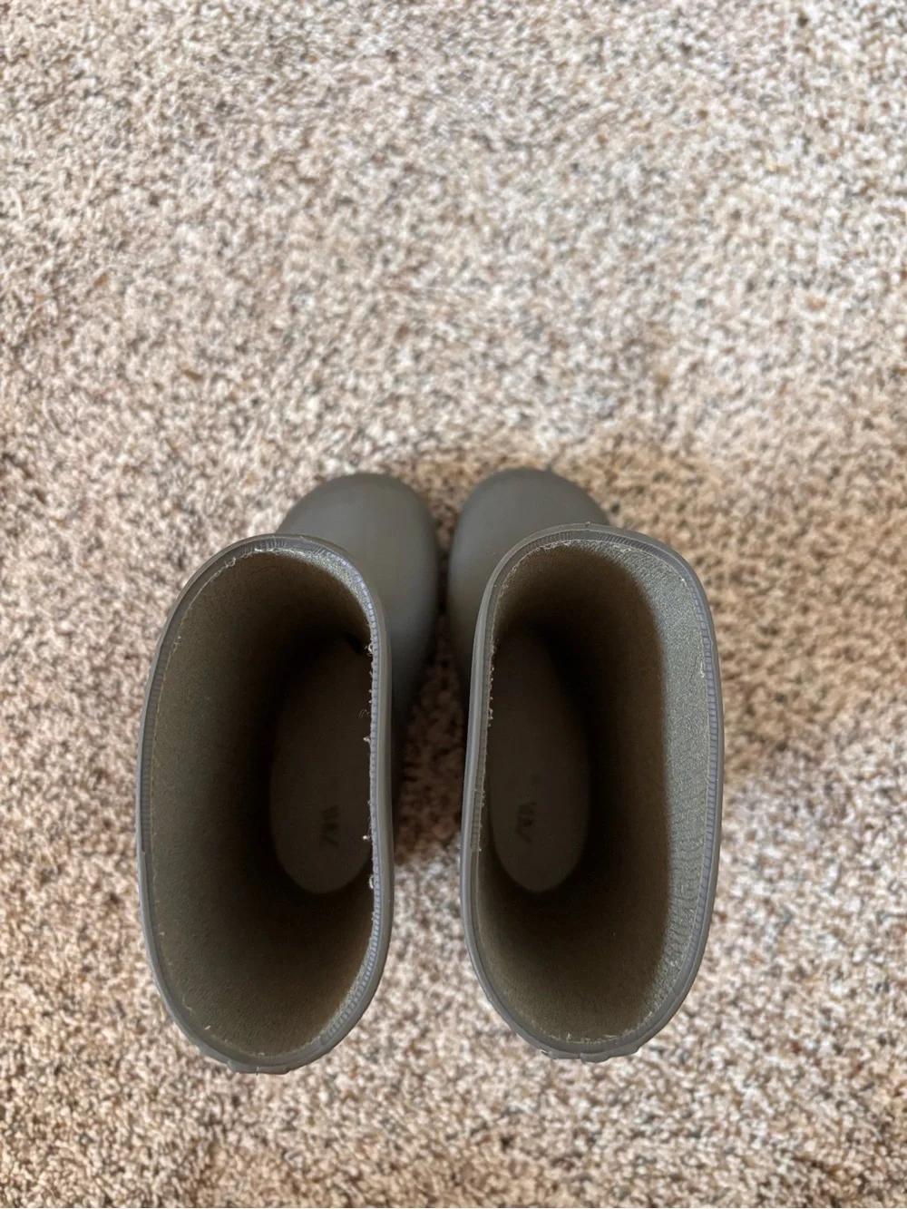 Zara Rainboots